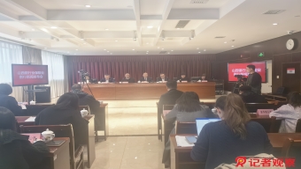 源头防事故 交警进企业