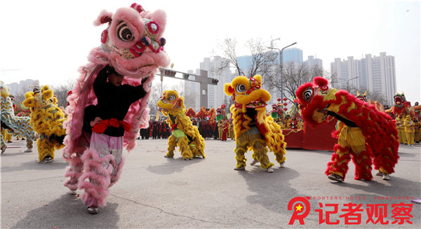 09  狮子滚绣球  孙泰雁摄影