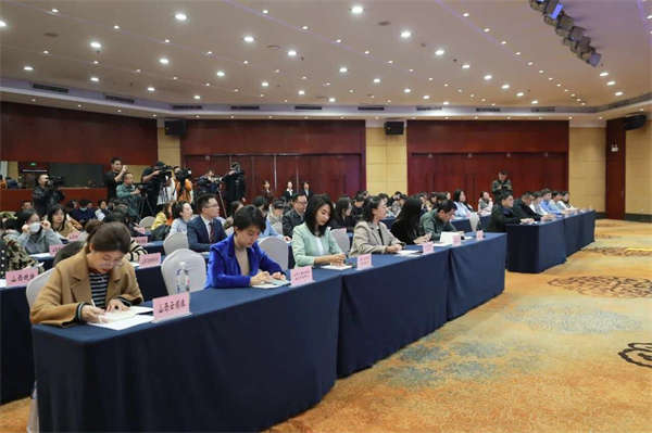 1e0ba6dbdabea275482d5479d521bb01 1e0ba6dbdabea275482d5479d521bb01