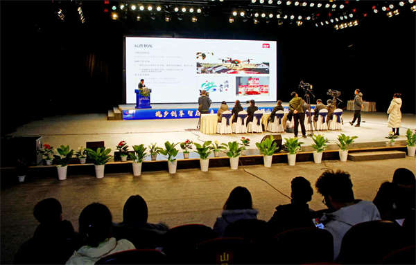 c57e7d646a9e5793997bc6b0de15263f