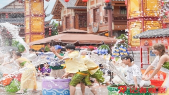 平顺交警交通安全宣传走进客运企业“一盔一带”守护行动落实到每个乘客