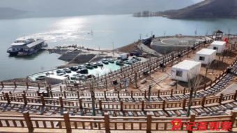 耐心！暖心！长治潞州公安分局东街 “枫警”历经十二小时帮助找回走失男孩