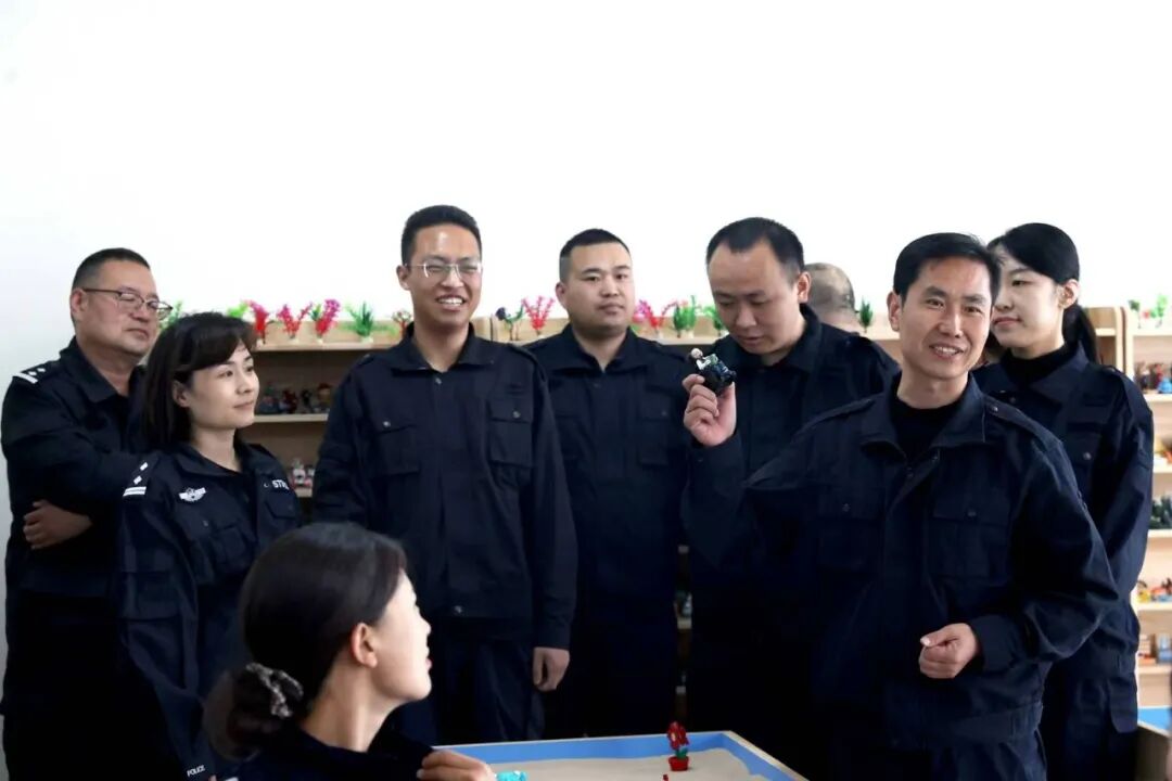 图片4 图片4