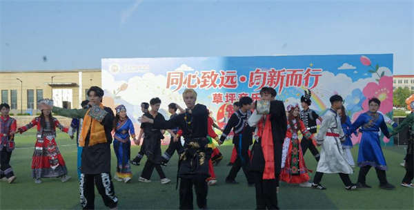 图片11 图片11