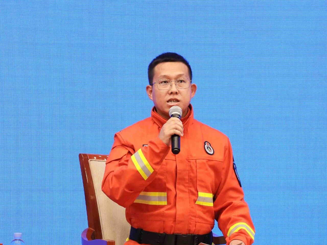 林草防火专业队队员王燕云 林草防火专业队队员王燕云