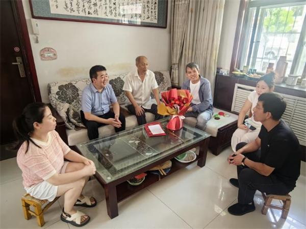 图片4 图片4