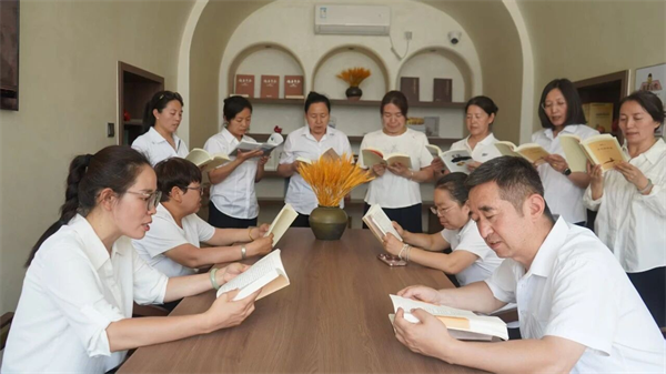 图片12 图片12