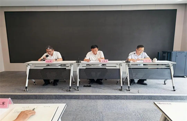 图片1 图片1