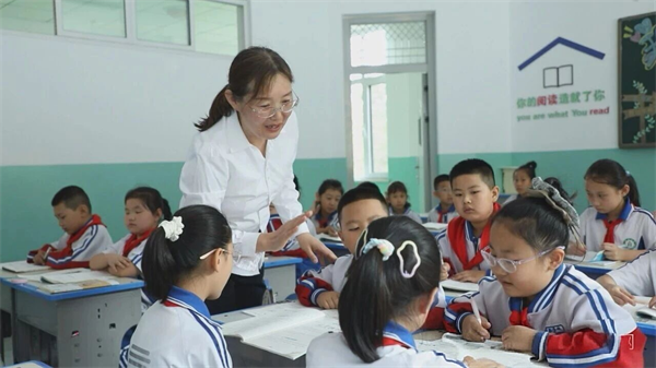 图片12 图片12